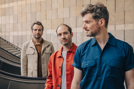 EXSONVALDES: "Maps" + DESEO BLINSEN