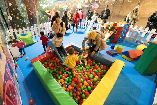 Bilbao Gabonak 2024-2025: "Factor&iacute;a de los sue&ntilde;os navide&ntilde;os" (carpa de actividades infantiles)
