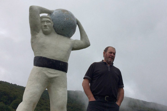 Durangoko Azoka 2024: Presentaci&oacute;n del libro "I&ntilde;aki Perurena. Harria bidelagun", de Fermin Erbiti