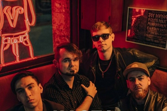 HASTA MARTE: "Aunque Podamos Olvidar"