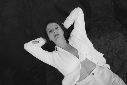 ESTI MARKEZ: "Atemporal"