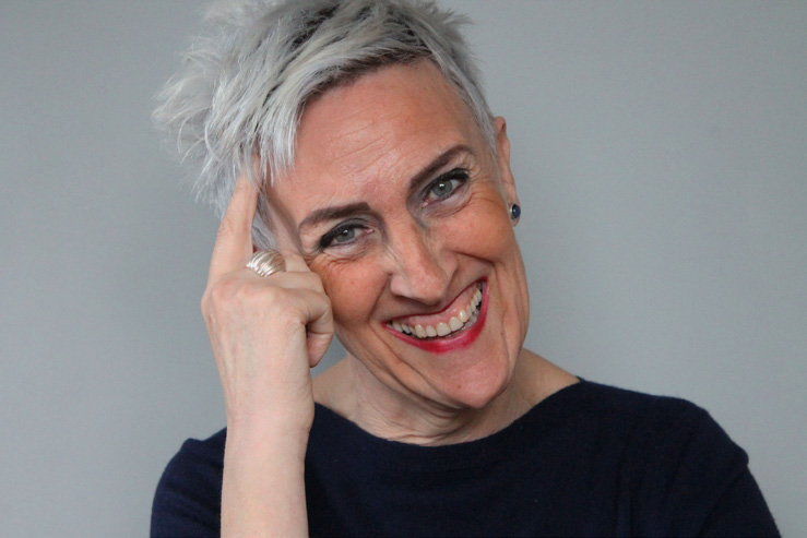 Coloquio del libro "Etxe bat norberarena", de Yolanda Arrieta