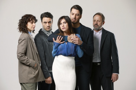 "Casa de mu&ntilde;ecas de Henrik Ibsen"