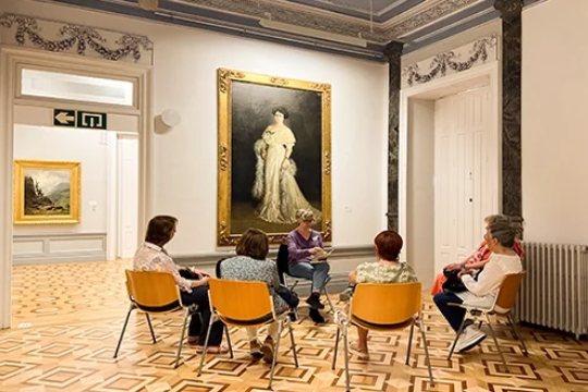 Festival Poetas en Mayo 2025: "Poes&iacute;a ante los cuadros del museo"