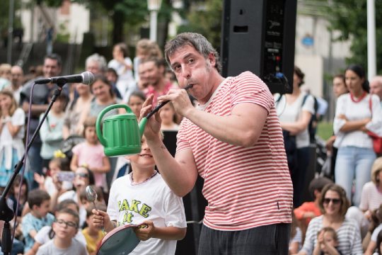 Olgetan Udaberria 2025: "Matraka ma non tropo"