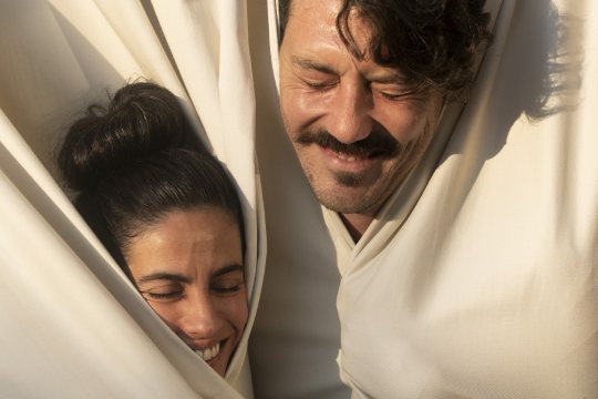 SAL DEL COCHE + LOS SARA FONT&Aacute;N