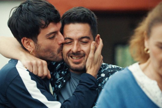 "Por donde pasa el silencio"