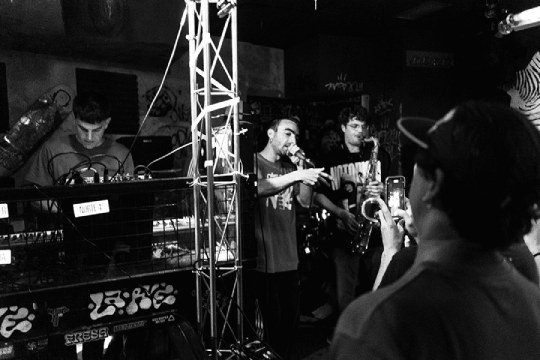 Fiestas de Bara&ntilde;&aacute;in 2025: MOIS&Eacute;S NO DUERME + MARUXAK + EROMENA