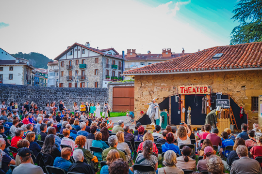 Programa Kalerki 2025 - Festival de Teatro de Calle de Zarautz