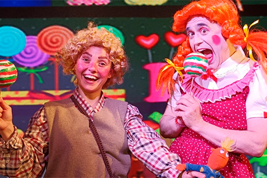 Programa de teatro itinerante "Un verano de cuento" 2025: "Hansel y Gretel"