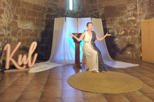 "Si ya no sabes c&oacute;mo tratarme, yo te lo explico"