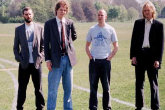 WORLD NEWS + COMIC SANS (Azkena, Bilbao)