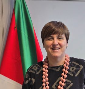 Isabel Mendiguren Laca