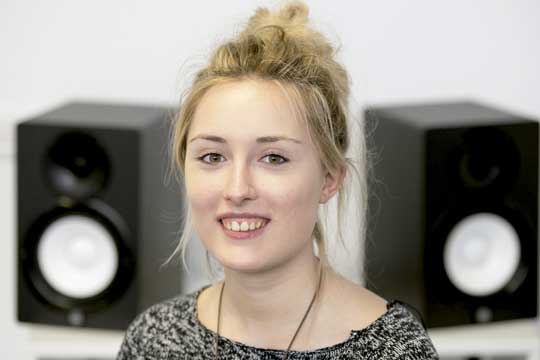 Maider Legarreta: �La escuela no ofrece nada para aprender m�sica�