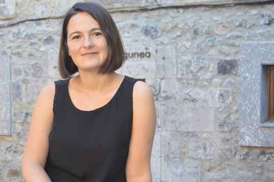 Erika Elizari: �La novela tiene un toque humor�stico y quienes la han le�do as� lo han destacado�