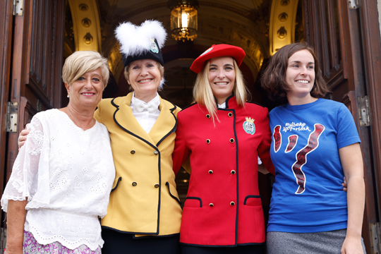 Presentaci�n oficial de Itziar Lazkano e Iratxe Palacios, Pregonera y Txupinera de Aste Nagusia 2022 de Bilbao