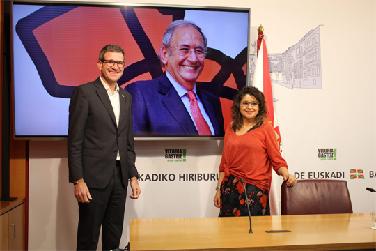 Vitoria-Gasteiz homenajear� a I�aki A��a de la mano de Wynton Marsalis, que tocar� para la ciudad