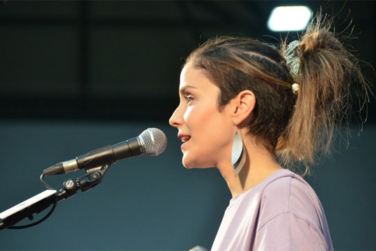 Campeonato de Bertsolaris de Gipuzkoa: Alaia Martin Etxebeste se impone en la semifinal de Zarautz