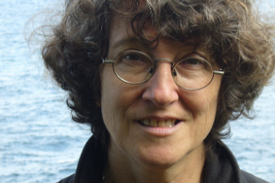 Julia Otxoa, escritora y artista visual: &laquo;Percibo con claridad qu&eacute; medio de expresi&oacute;n va a poder encauzar mi inspiraci&oacute;n en cada instante; concibo la interrelaci&oacute;n de las artes como natural en m&iacute;&raquo;